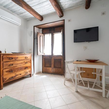 Maison Cassano Charme Apartment Napoli Bagian luar foto