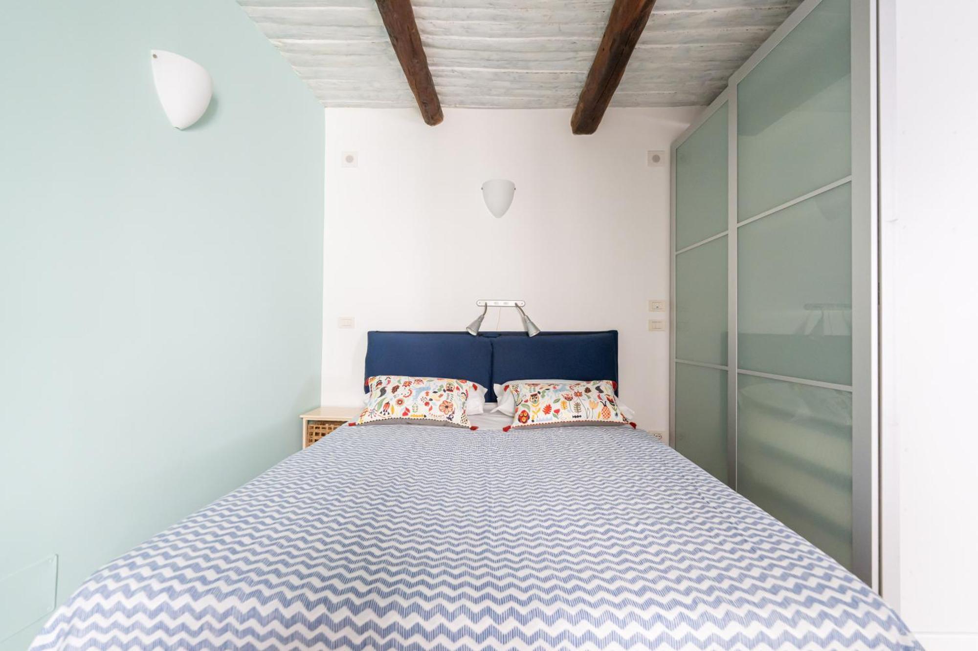 Maison Cassano Charme Apartment Napoli Bagian luar foto